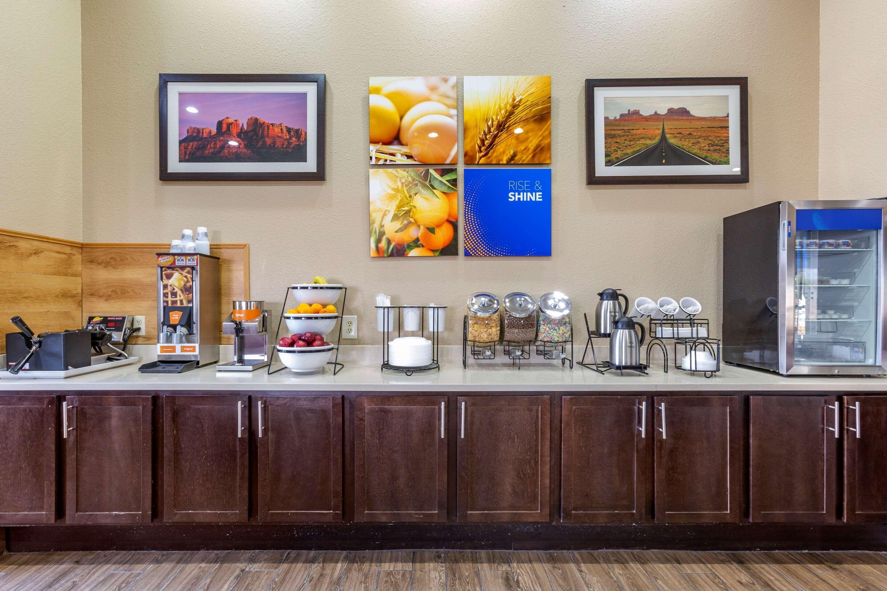 Comfort Inn & Suites Деминг Экстерьер фото